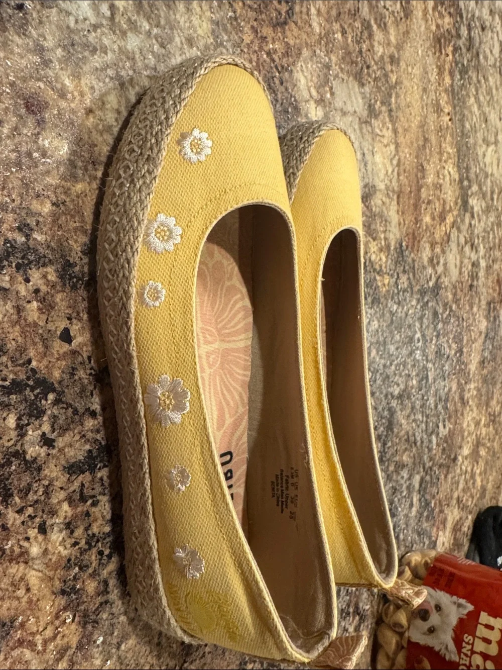 Blowfish Yellow Canvas Espadrille Slip-Ons with Floral Embroidery Size 8.5